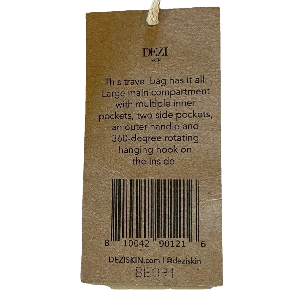 DEZI Skin‎ Travel Hanging Toiletry Bag Organizer Beige Vegan Leather NWT
